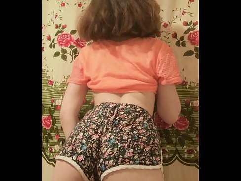 ❤️ Keçika ciwan a seksî li ber kamerayê kurtanên xwe ji xwe dike ❤️❌ Vîdyoyê seksî li ku.niceporn-tv.ru ❌️❤